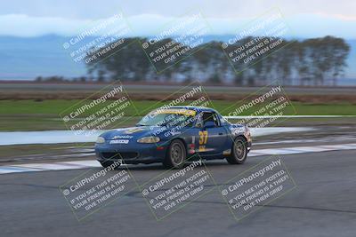 media/Jan-14-2023-CalClub SCCA (Sat) [[d2757389b8]]/Group 7/Race (Sunset)/